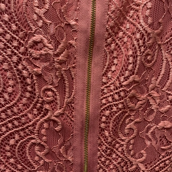 Francesca’s pink dress - Picture 3 of 3